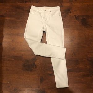 White Levi High Rise Skinny Jeans Size 27